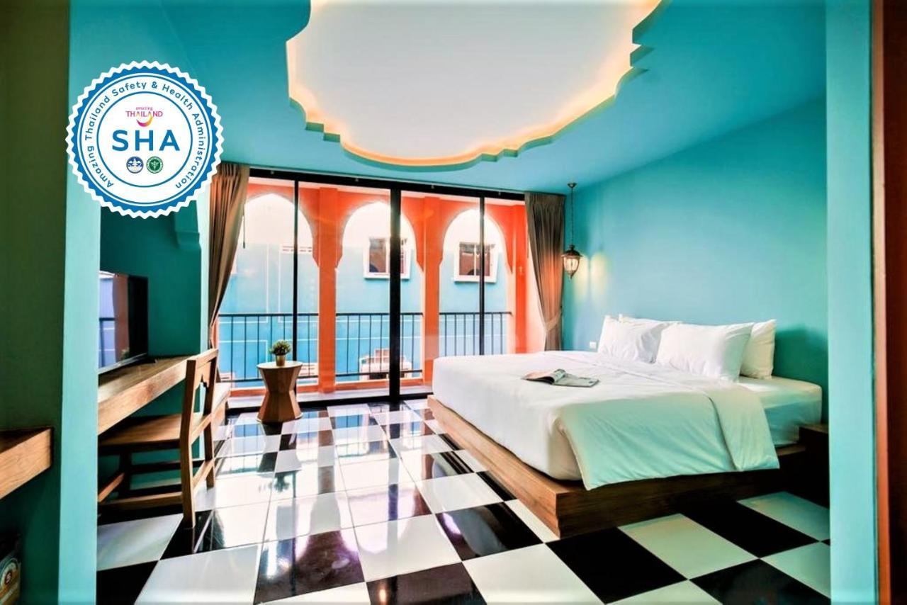 Khaleej Mass Hotel Patong Bagian luar foto
