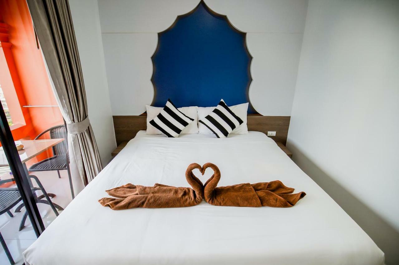 Khaleej Mass Hotel Patong Bagian luar foto