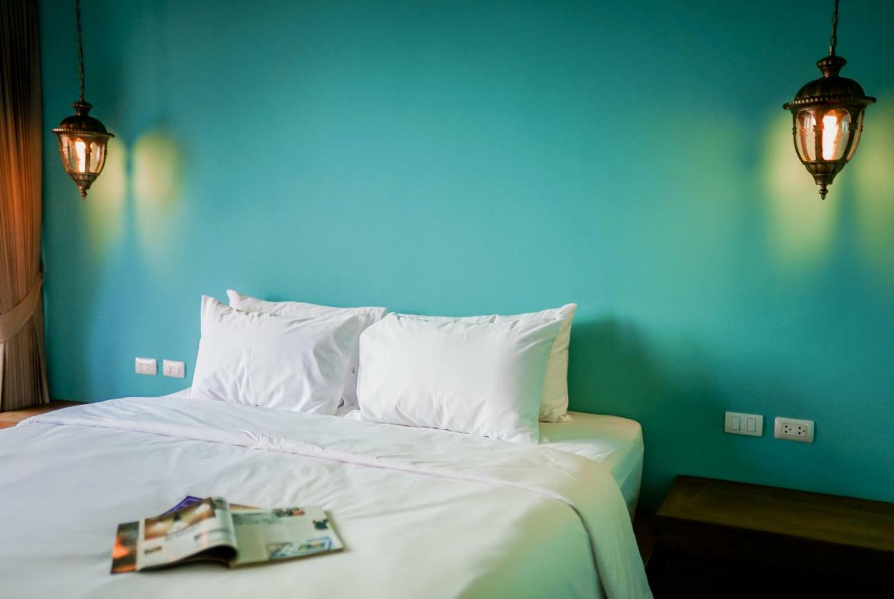 Khaleej Mass Hotel Patong Bagian luar foto